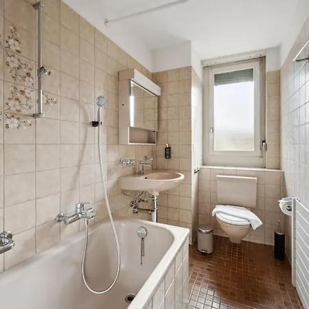 For Explorers 224 زيورخ